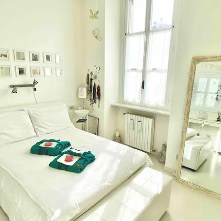 公寓 Garden View, Free Parking And Checkout In The Afternoon *